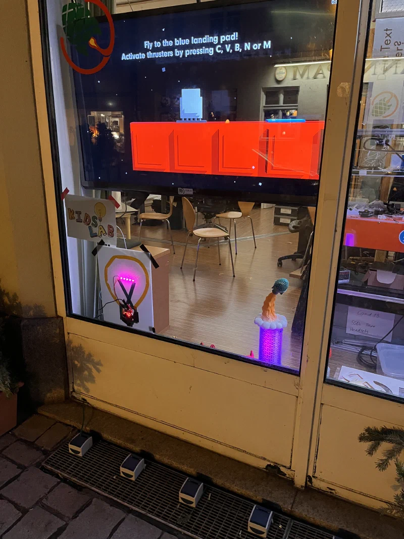 Rakete interaktive Mitmachstation KidsLab Augsburg